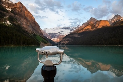 Learn “행복” (Happiness) through Korean Café Culture